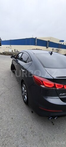 Hyundai Avante 2015, 165,000 km - 1.6 л - Bakı