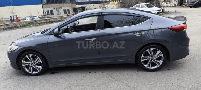 Hyundai Avante 2015, 165,000 km - 1.6 л - Bakı