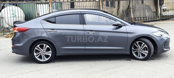 Hyundai Avante 2015, 165,000 km - 1.6 л - Bakı