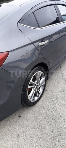 Hyundai Avante 2015, 165,000 km - 1.6 л - Bakı
