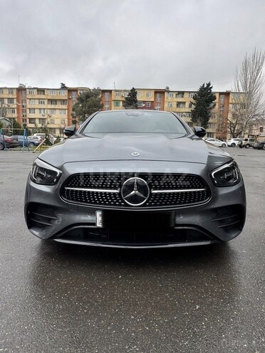 Mercedes E 300 e 4MATIC 2022, 44,000 km - 2.0 l - Bakı