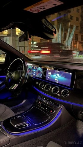 Mercedes E 300 e 4MATIC 2022, 44,000 km - 2.0 l - Bakı