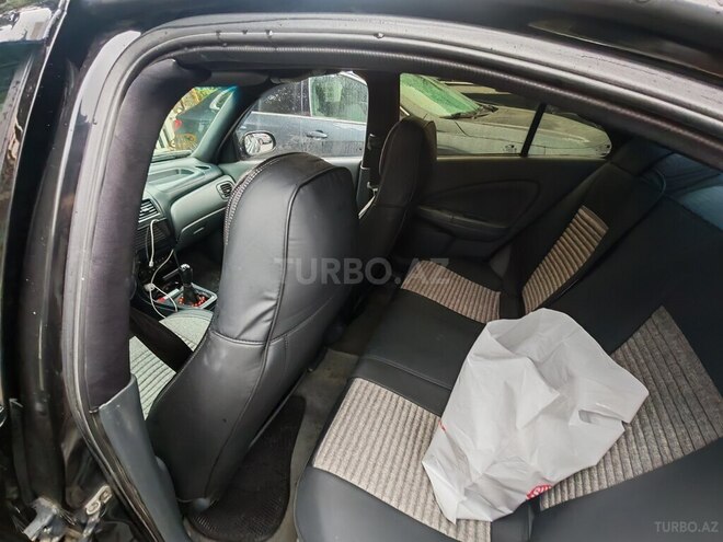 Nissan Sunny-10