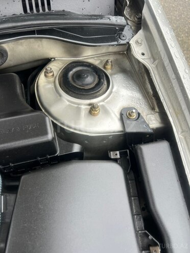 Toyota Corolla 2005, 253,000 km - 1.4 l - Bakı
