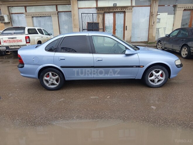 Opel Vectra 1998, 228,000 km - 1.8 l - Bakı