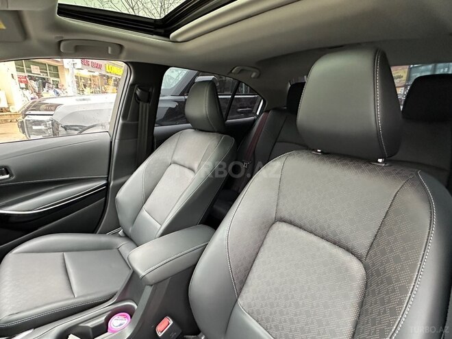 Toyota Corolla 2025, 8,500 km - 1.8 л - Bakı