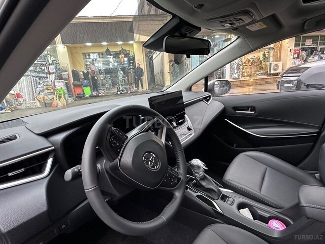 Toyota Corolla 2025, 8,500 km - 1.8 л - Bakı