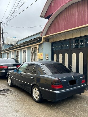 Mercedes C 200 1997, 567,000 km - 2.0 л - Xırdalan