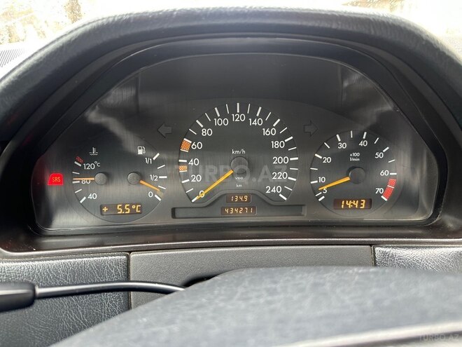 Mercedes E 200 1996, 434,000 km - 2.0 l - İsmayıllı