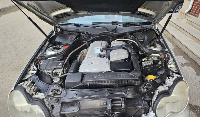 Mercedes C 200 2001, 350,000 km - 2.0 л - Bakı