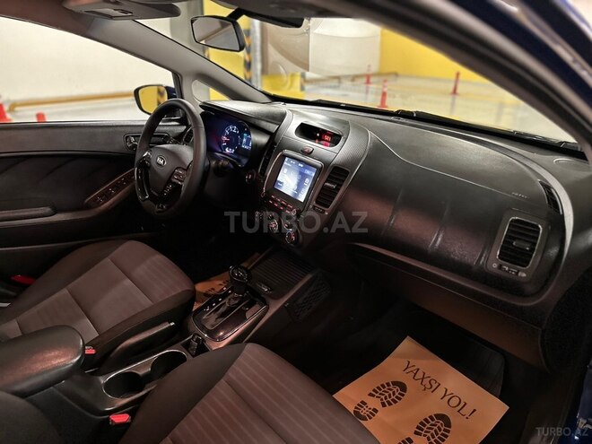 Kia Forte 2017, 130,000 km - 2.0 l - Gəncə