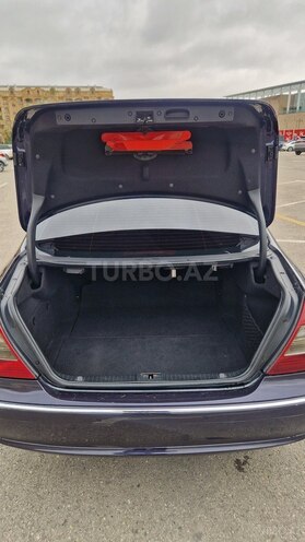 Mercedes E 220 2006, 380,000 km - 2.2 l - Bakı