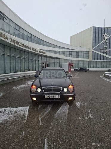 Mercedes E 270 1999, 481,365 km - 2.7 л - Xaçmaz