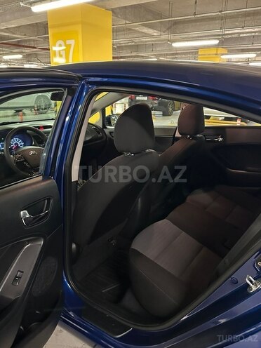 Kia Forte 2017, 130,000 km - 2.0 l - Gəncə