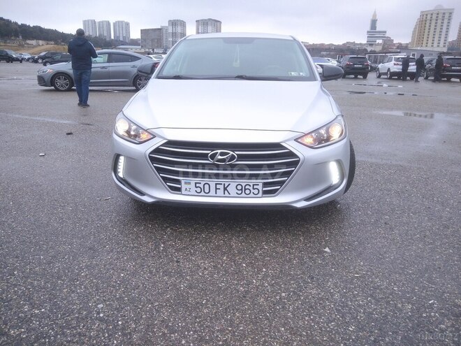 Hyundai Elantra 2018, 225,308 km - 2.0 л - Sumqayıt