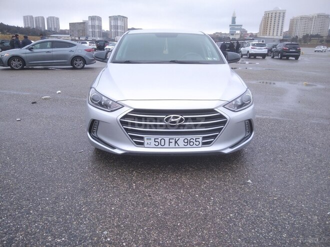 Hyundai Elantra 2018, 225,308 km - 2.0 л - Sumqayıt