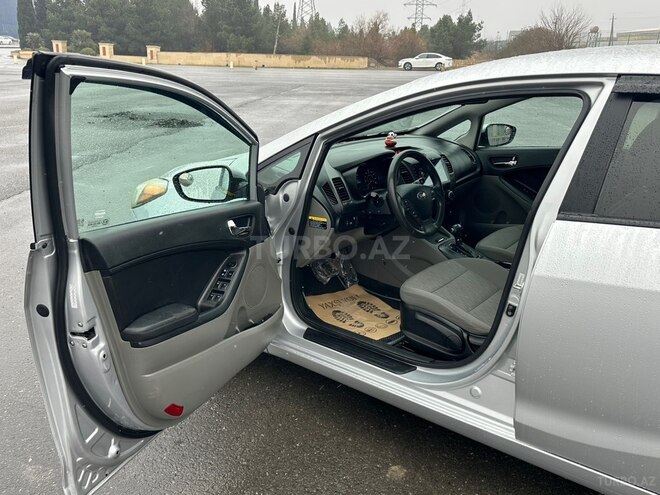 Kia Forte 2015, 110,000 km - 1.8 l - Gəncə