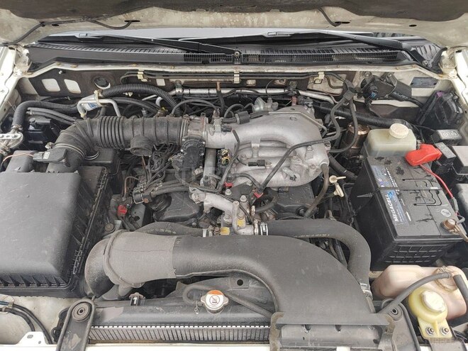 Mitsubishi Pajero 2007, 601,000 km - 3.0 л - Bakı
