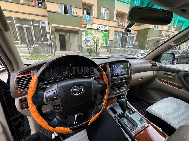 Toyota Land Cruiser-3