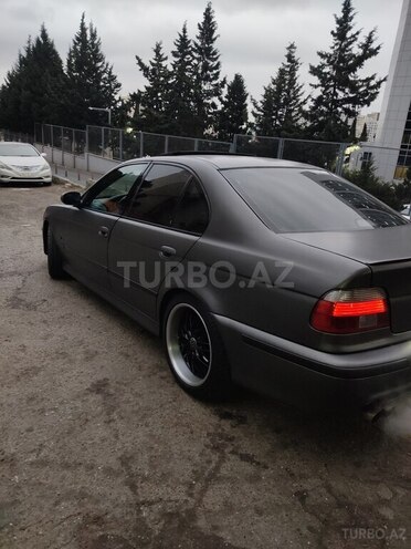 BMW 540 2001, 288,000 km - 4.4 l - Bakı