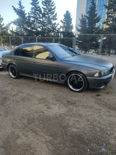 BMW 540 2001, 288,000 km - 4.4 l - Bakı