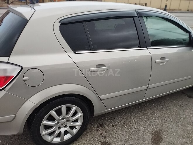 Opel Astra 2005, 290,000 km - 1.8 l - Bakı