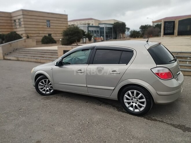 Opel Astra 2005, 290,000 km - 1.8 l - Bakı