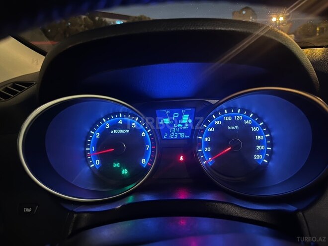 Hyundai ix35 2010, 213,000 km - 2.0 л - Bakı