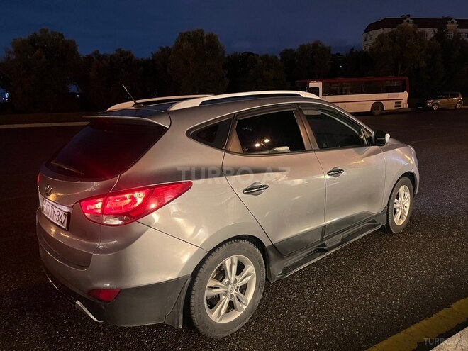Hyundai ix35 2010, 213,000 km - 2.0 л - Bakı