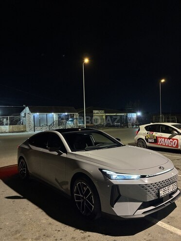 Changan Qiyuan A06 2023, 15,000 km - 1.5 л - Bakı