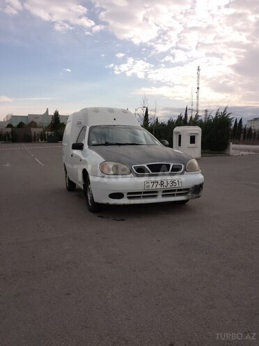 Daewoo Lanos 2011, 258,147 km - 1.5 l - Salyan