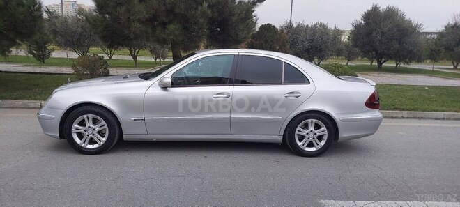 Mercedes E 240 2002, 280,000 km - 2.6 l - Bakı