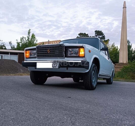 LADA (VAZ) 2107 2009, 43,755 km - 1.6 l - Quba
