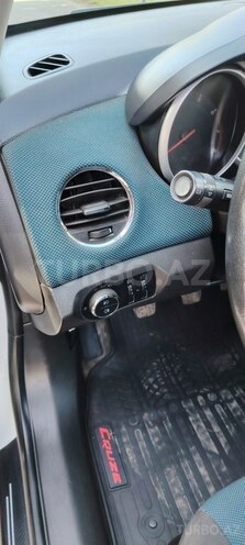 Chevrolet Cruze 2012, 297,500 km - 1.6 l - Xudat