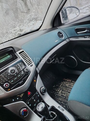 Chevrolet Cruze 2012, 297,500 km - 1.6 l - Xudat