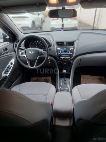 Hyundai Accent 2017, 193,121 km - 1.6 л - Bakı