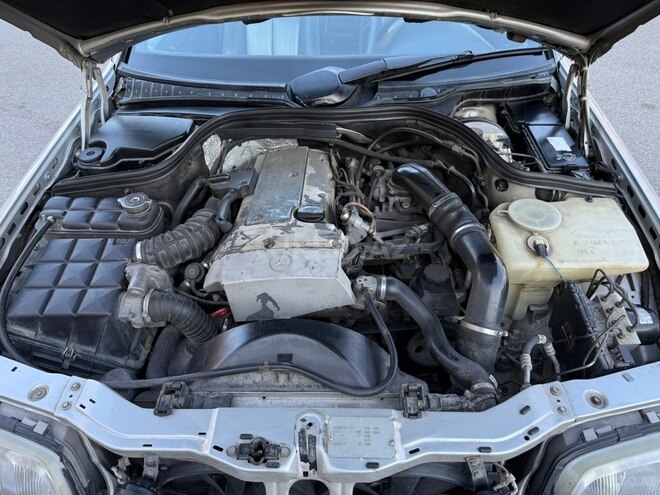 Mercedes C 230 2000, 337,000 km - 2.3 l - Bakı
