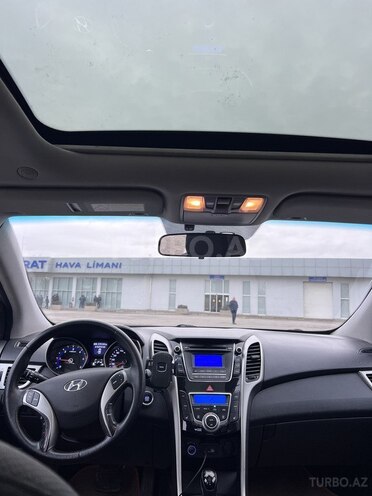 Hyundai i30 2012, 268,112 km - 1.6 l - Bakı
