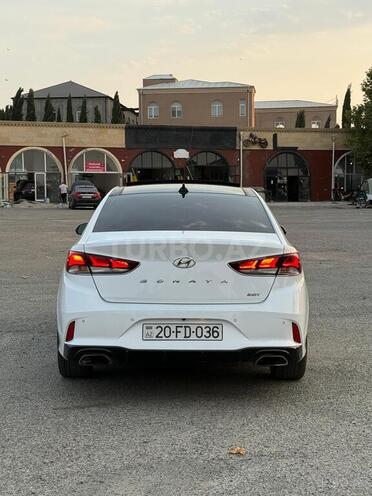 Hyundai Sonata-7