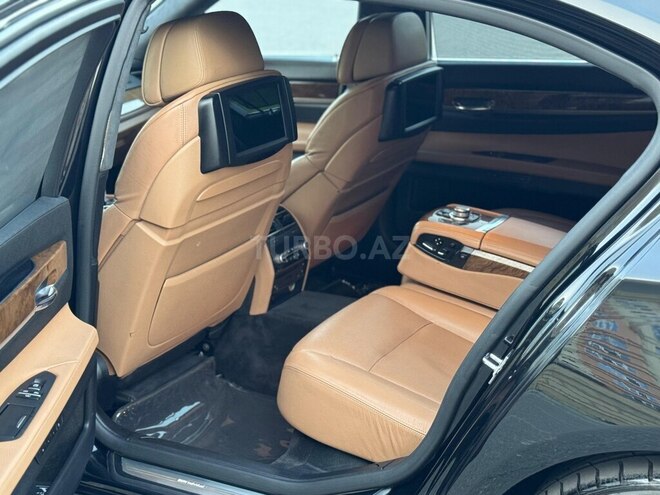 BMW 750 2009, 209,714 km - 4.4 l - Bakı