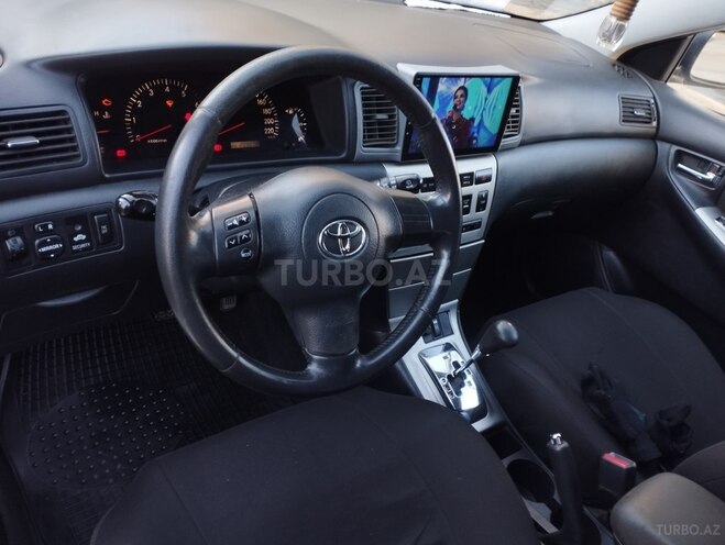 Toyota Corolla 2006, 206,000 km - 1.4 l - Bakı