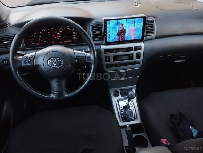Toyota Corolla 2006, 206,000 km - 1.4 l - Bakı