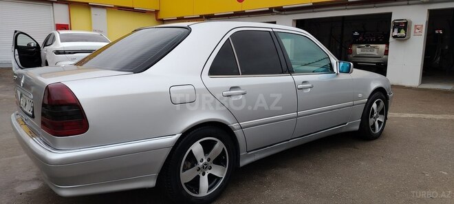 Mercedes C 240 1997, 398,200 km - 2.4 l - Bakı