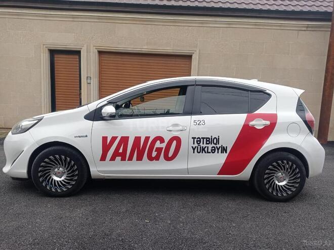 Toyota Aqua 2018, 200,000 km - 1.5 l - Bakı