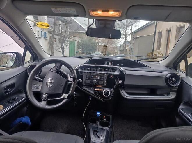 Toyota Aqua 2018, 200,000 km - 1.5 l - Bakı