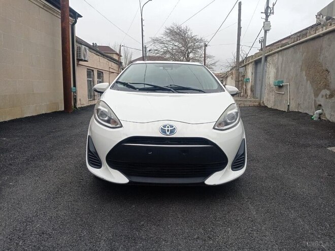 Toyota Aqua 2018, 200,000 km - 1.5 l - Bakı