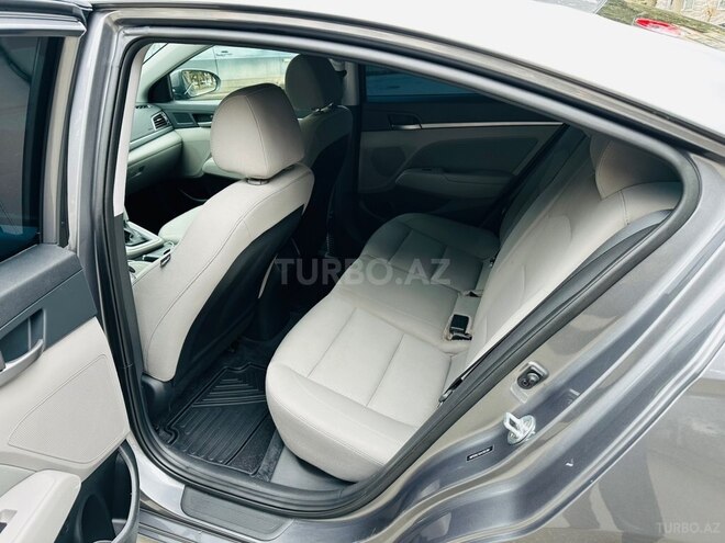 Hyundai Elantra 2017, 143,000 km - 2.0 l - Bakı