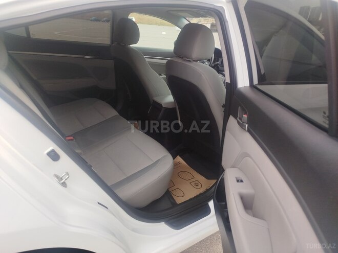 Hyundai Elantra 2016, 118,000 km - 2.0 l - Bakı