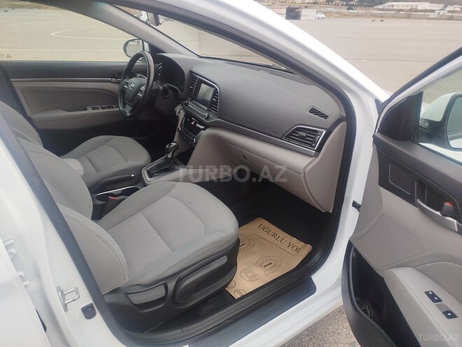 Hyundai Elantra 2016, 118,000 km - 2.0 l - Bakı