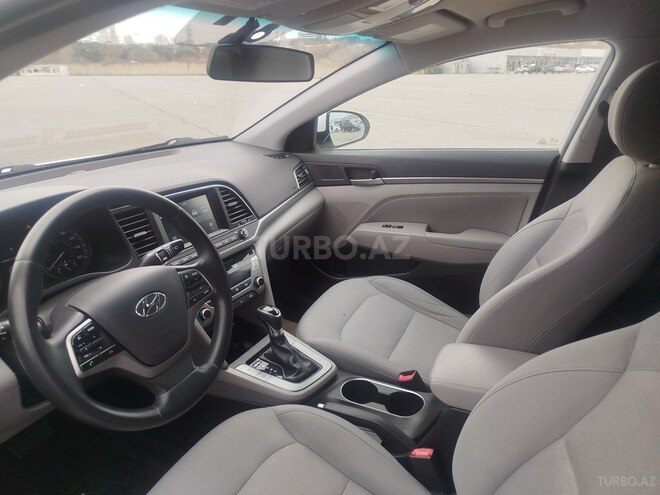 Hyundai Elantra 2016, 118,000 km - 2.0 l - Bakı